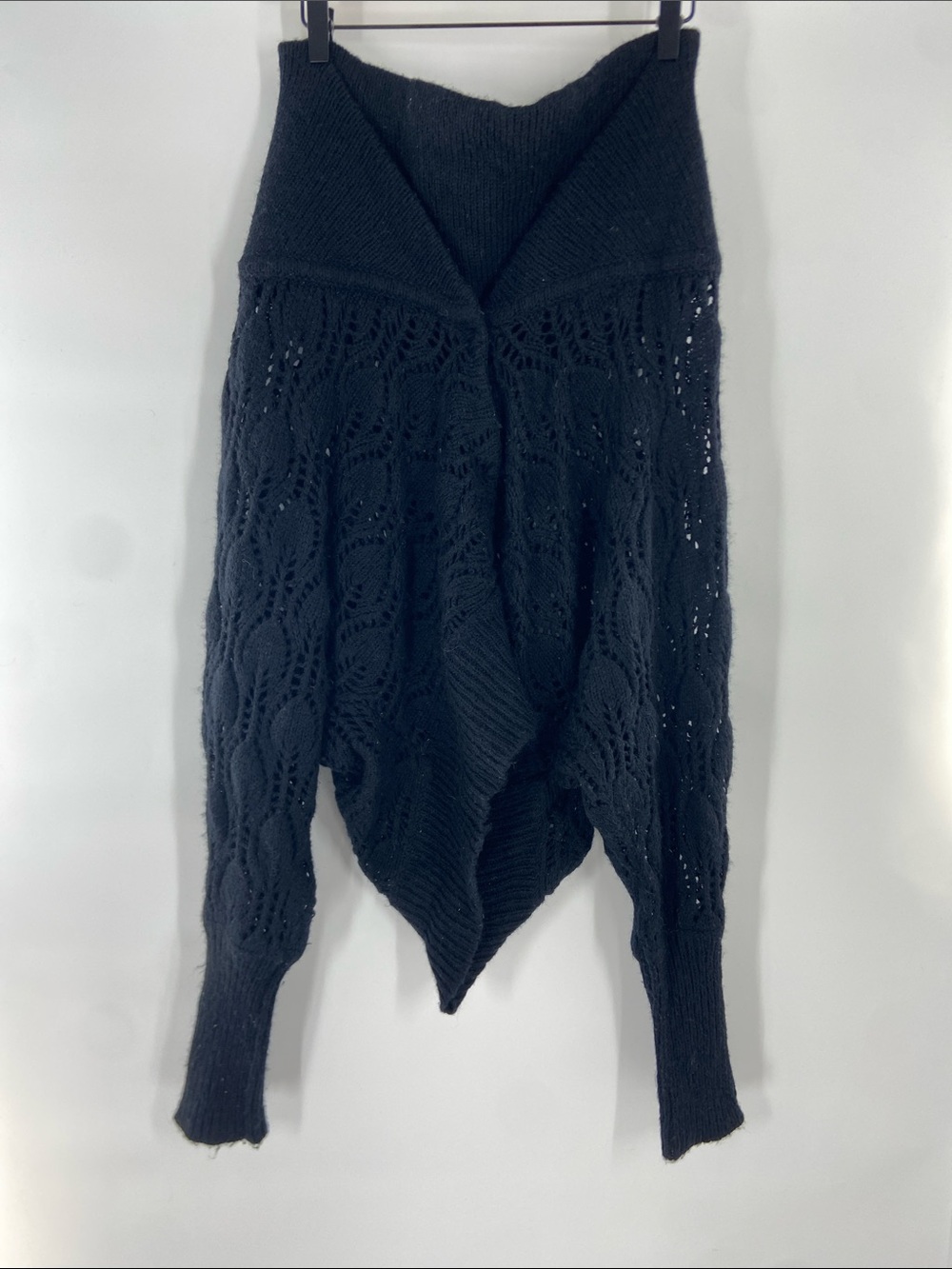 Free People Navy Blue Knit Sweater Size M Gently Used